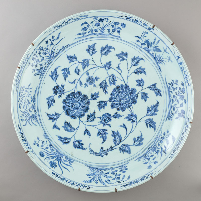 Anonymous - Dish with motif of peonies