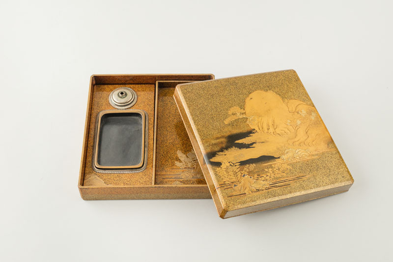 Anonym - Krabice na psací náčiní suzuribako s motivem krajiny