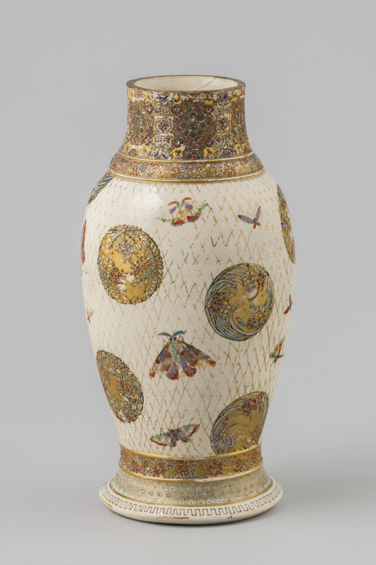 Anonymous artist - Vase decorated with floral medallions on meshwork background