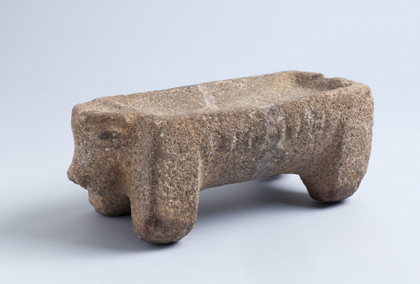 Anonym (Sýrie) - Drtidlo ve tvaru býčka 