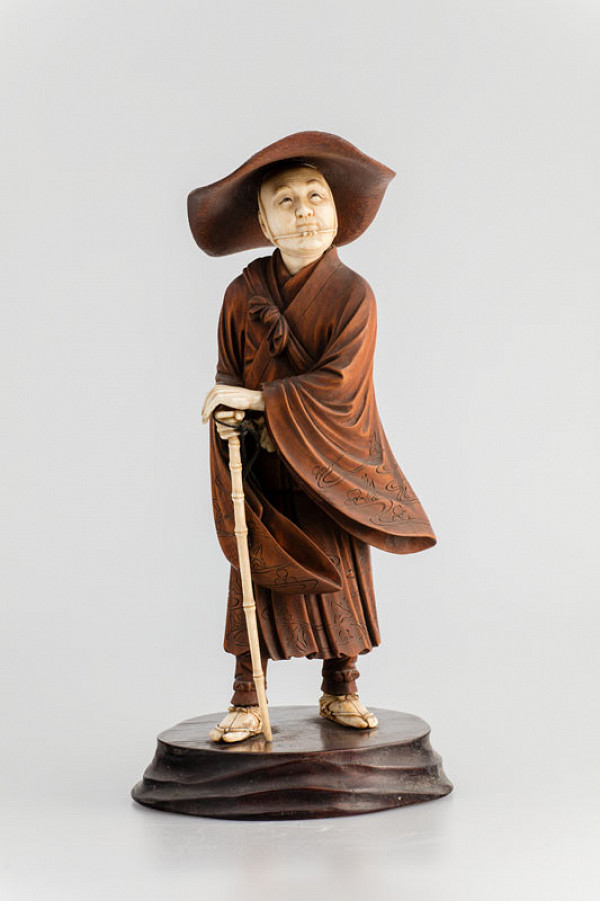 Anonymous artist - Wayfaring monk – okimono 