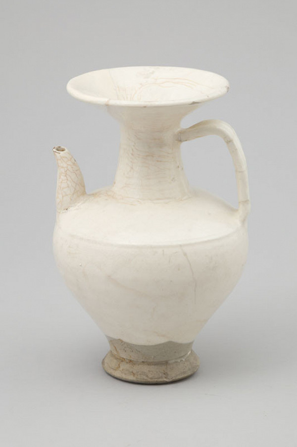 Anonymous - Ewer with white glaze 