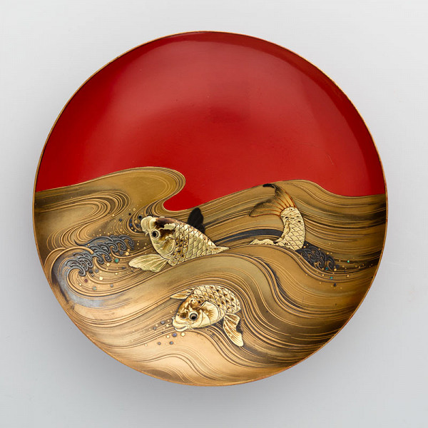 Jitokusai Gyokuzan - Shallow bowl decorated with carps in waves 