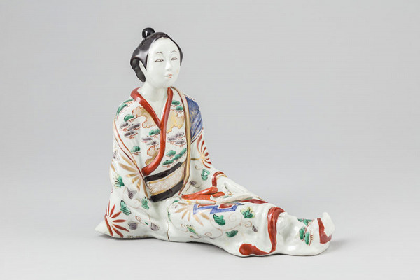 Anonymous artist - Incense burner shaped like a seated beauty 