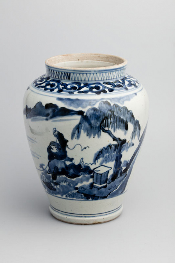 Anonymous artist - Bottle for tea leaves “chatsubo” decorated with figures of playing children 