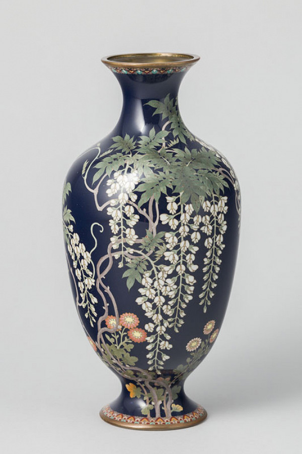 Anonymous artist - Vase with bulbous body and narrow neck 