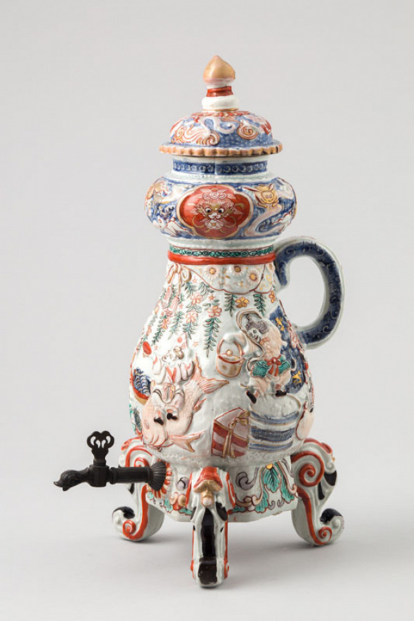 Anonymous - Coffee Pot with a Relief of Seven Gods of Fortune 