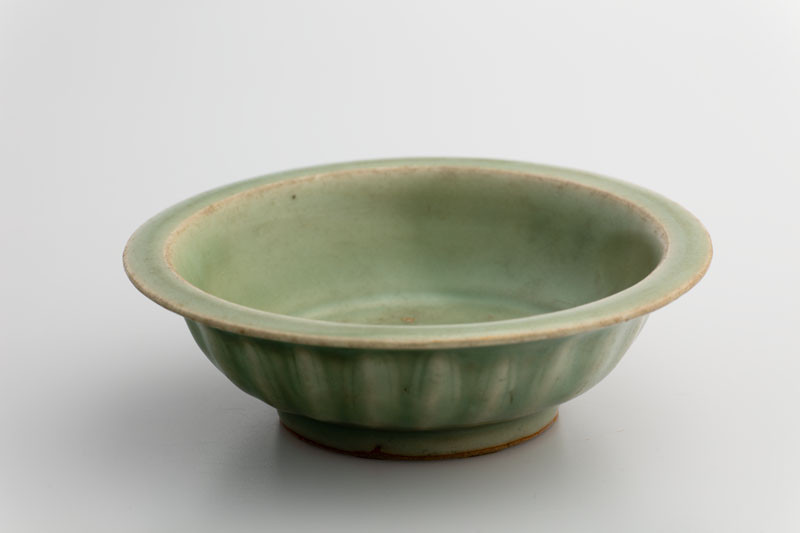 unknown - Bowl with pair of fish in the central medallion